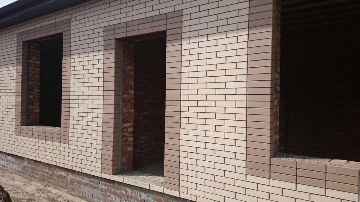 Кирпич лицевой Маркинский КЗ Капучино гладкий одинарный Кирпич лицевой Маркинский КЗ Капучино гладкий одинарный