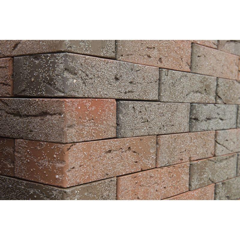 Кирпич лицевой BRAER Баварская кладка “кора дуба” с песком одинарный Кирпич лицевой BRAER Баварская кладка “кора дуба” с песком одинарный