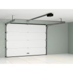 Гаражные секционные ворота из алюминиевых сэндвич-панелей с пружинами растяжения RSD01LUX