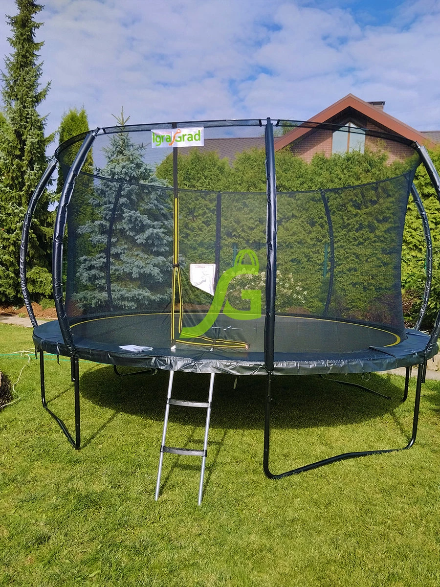 Батут с защитной сеткой IgraGrad Premium 366 см (12 ft) Батут с защитной сеткой IgraGrad Premium 366 см (12 ft)