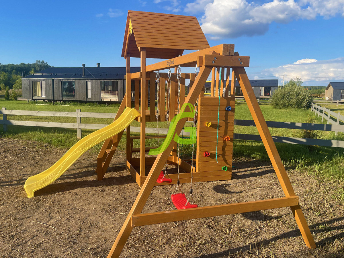 Детская площадка IgraGrad Крафт Pro 3 (скат 2,2) Детская площадка IgraGrad Крафт Pro 3 (скат 2,2)