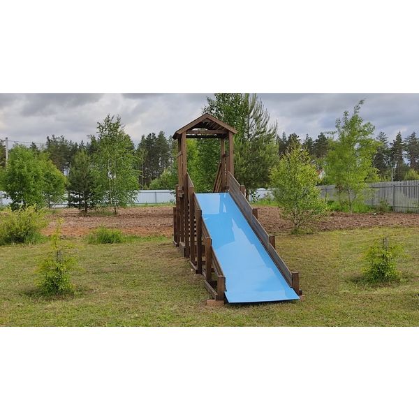 Серия W модель 2 – игровая конструкция с широкой горкой Серия W модель 2 – игровая конструкция с широкой горкой