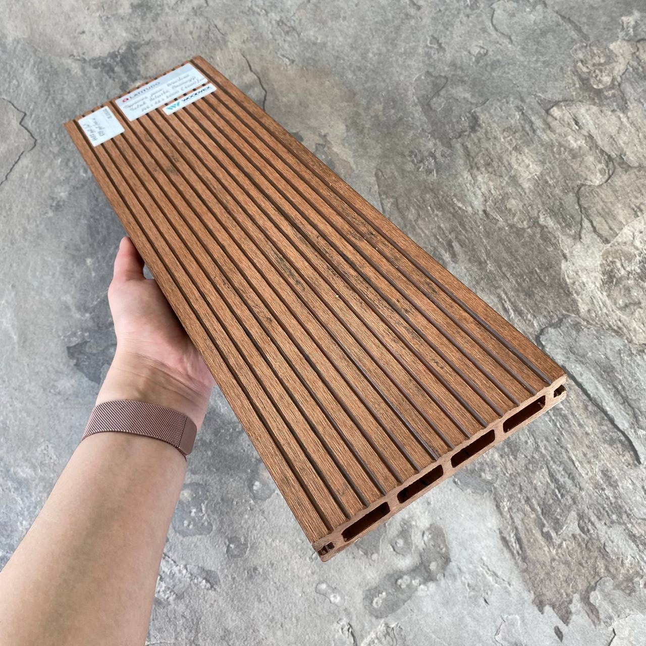 Террасная доска Woodvex Select Colorite 146х22х4000 Палисандр Террасная доска Woodvex Select Colorite 146х22х4000 Палисандр