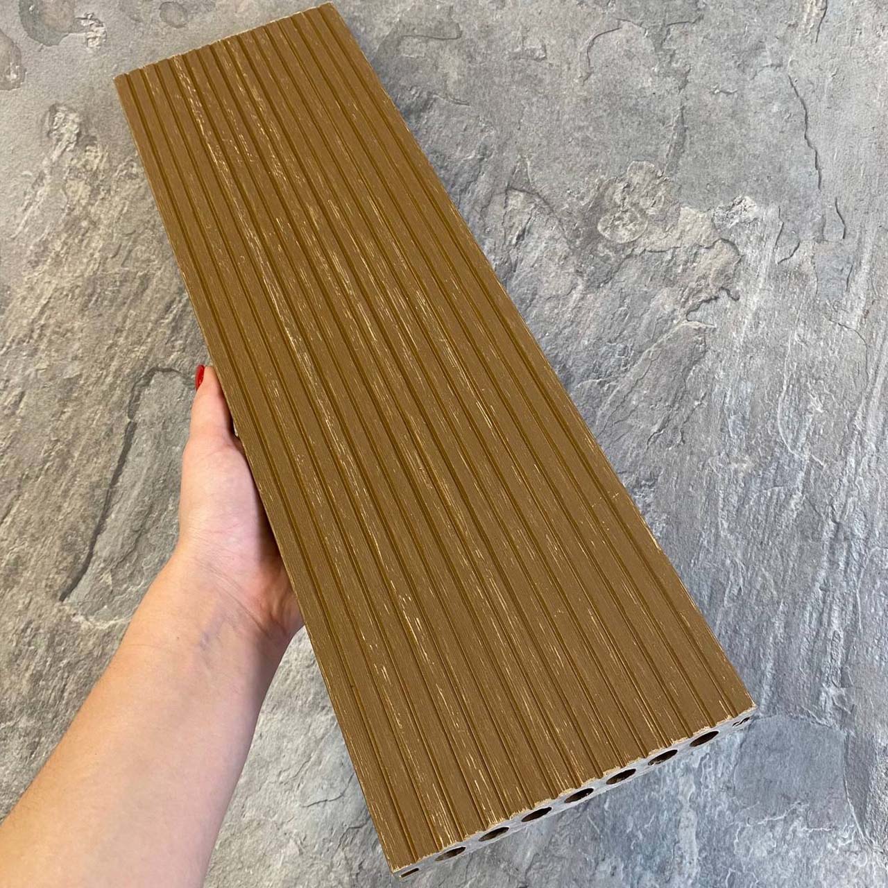 Террасная доска Latitudo PRO 2 усиленная 145х22х3000 Орех Террасная доска Latitudo PRO 2 усиленная 145х22х3000 Орех