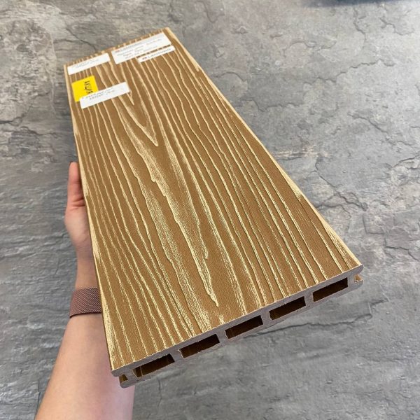 Террасная доска Latitudo Mega 165х24х3000 Орех