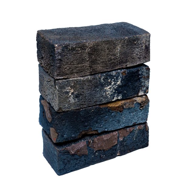 Кирпич ручной формовки Ост Клинкер реставрационный OBERON BLACK VGV